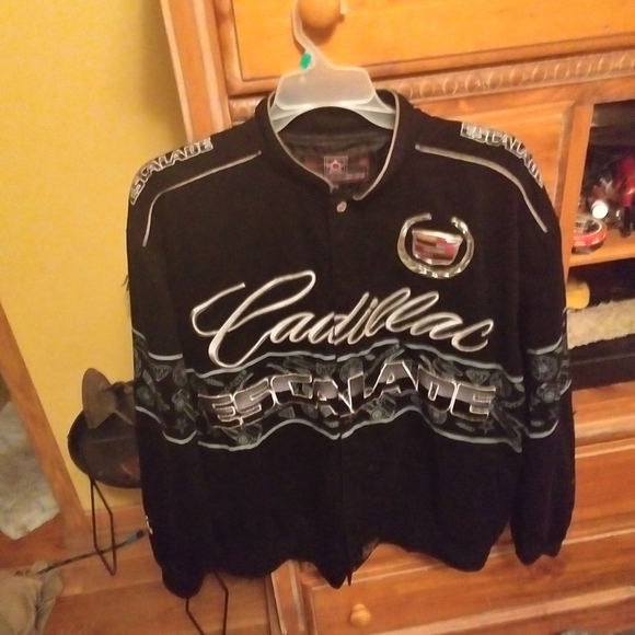 Jacket - Picture 3 of 3